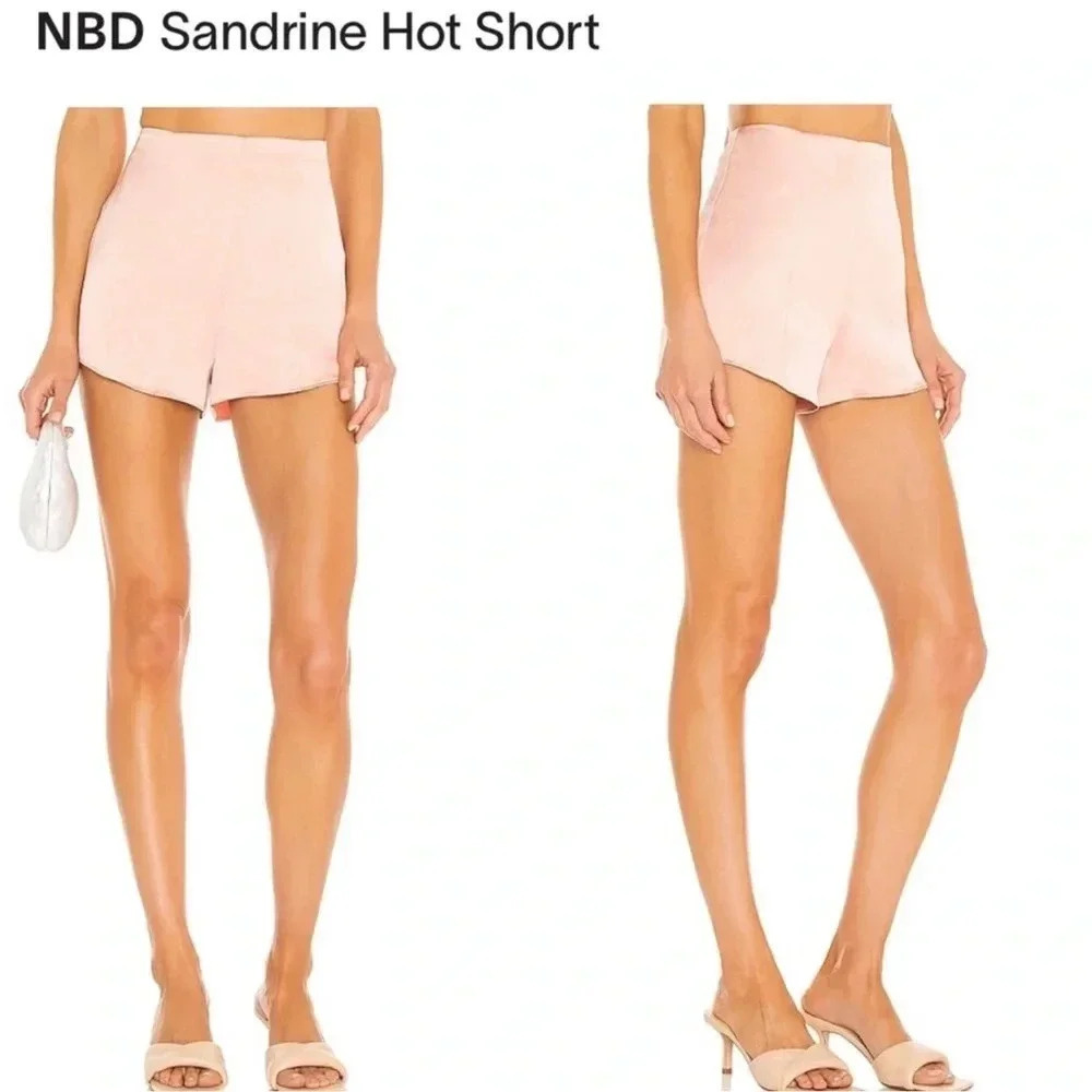 REVOLVE NBD Sandrine Hot Short - Pale Pink